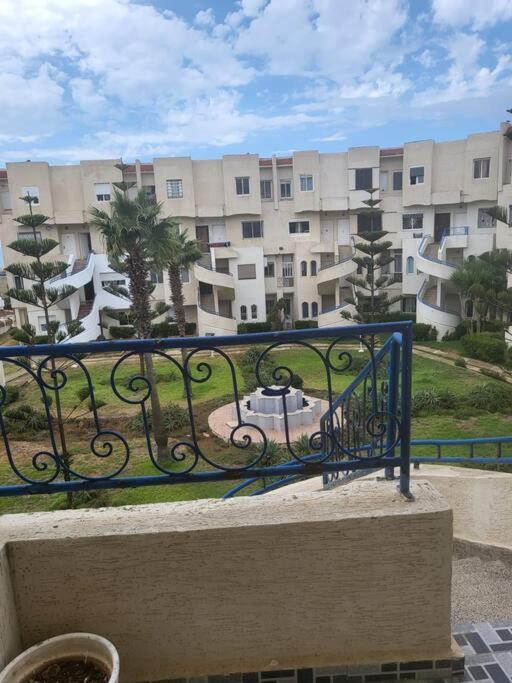 شقة Stylish Duplex - Ocean View - Airport - Wifi - Renovated 2025 - 24H Reception Jibila المظهر الخارجي الصورة