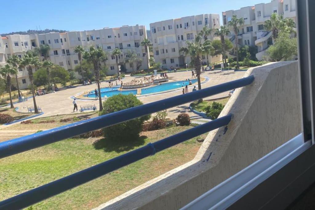 شقة Stylish Duplex - Ocean View - Airport - Wifi - Renovated 2025 - 24H Reception Jibila المظهر الخارجي الصورة