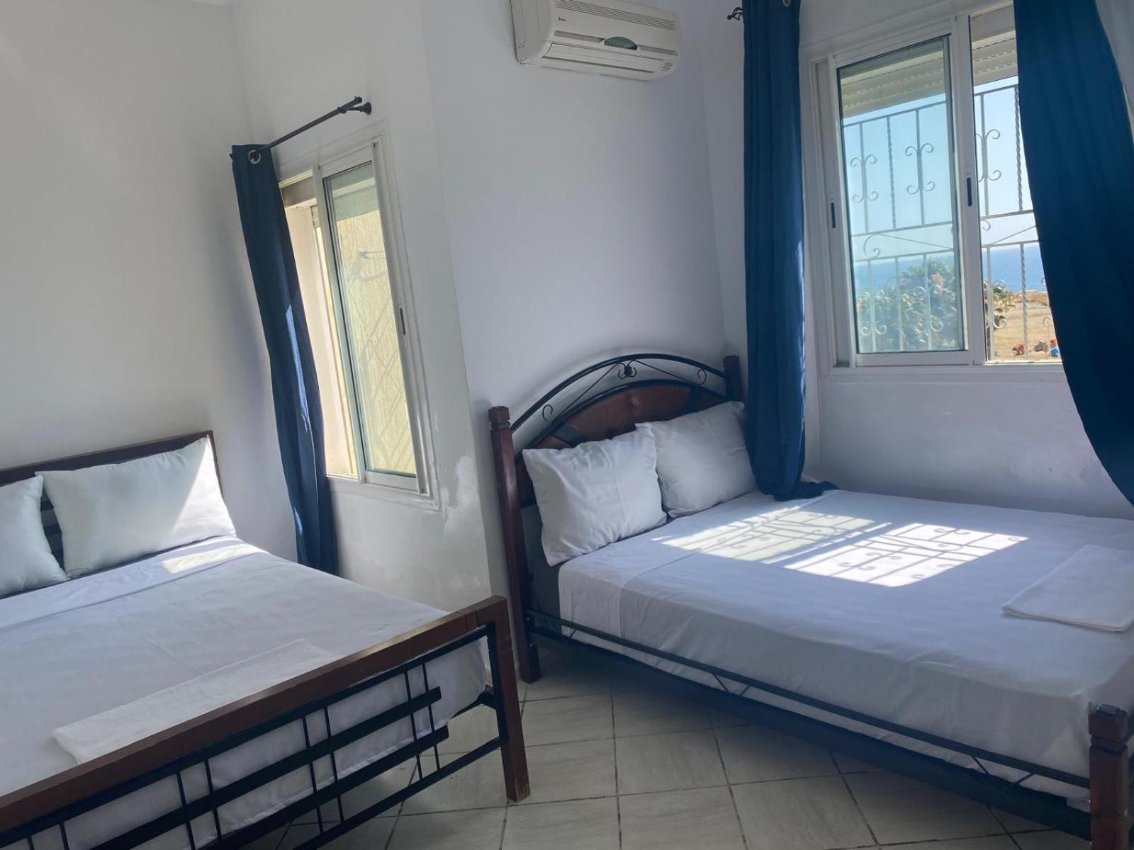 شقة Stylish Duplex - Ocean View - Airport - Wifi - Renovated 2025 - 24H Reception Jibila المظهر الخارجي الصورة